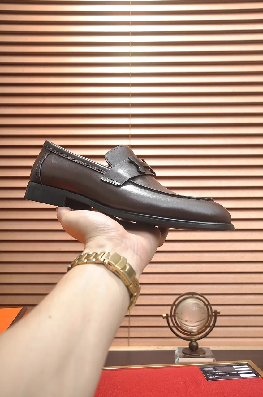 Men's shoes💰520💶[HERMES] (cowhide lining)🍀Italian top luxury🍀He does not pursue novel styles and gorgeous colors, but attracts the favor of successful men with his flawless, elegant and classic style. Formal leather shoes This very comfortable, simple and stable style allows you to easily match any style! The pattern is absolutely 1:1 refined from the original case, and we strive for excellence in materials, imported cowhide + cowhide lining💪💪💪extraordinary texture👍! .Code number: 38-45 (45 customized)